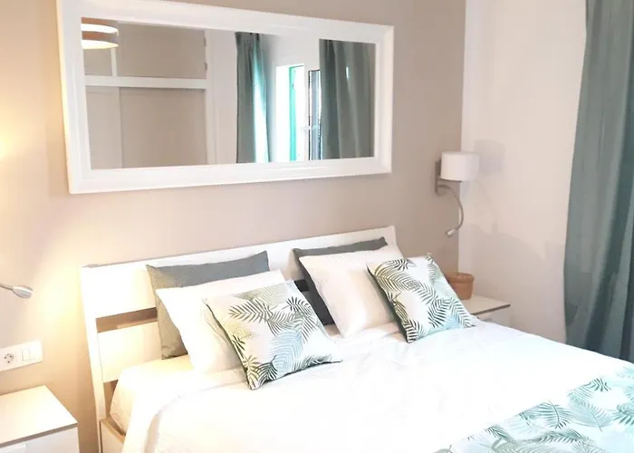 Portonovo Casa Martin - Swimming Pool - Good Wifi - Old Town Apartment