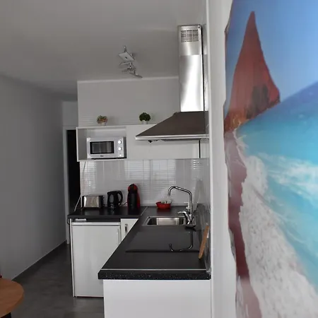 Portonovo Casa Martin - Swimming Pool - Good Wifi - Old Town פוארטו דל כרמן